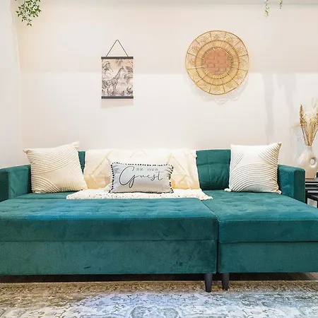 Angels - Blonk Street Luxury Apartment *